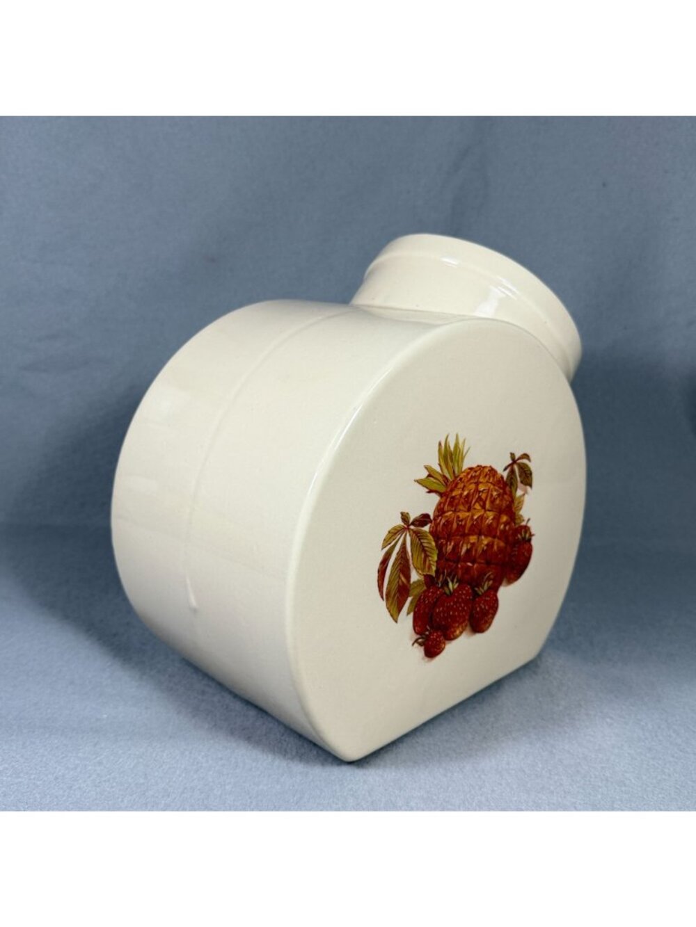 Vintage Hyalyn USA Tilted Cookie Jar Canister Pineapple Strawberry Fruit 9" - Picture 8 of 12